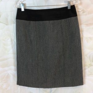 Worthington Skirt Black Tweed skirt Wide Waistband Size 8